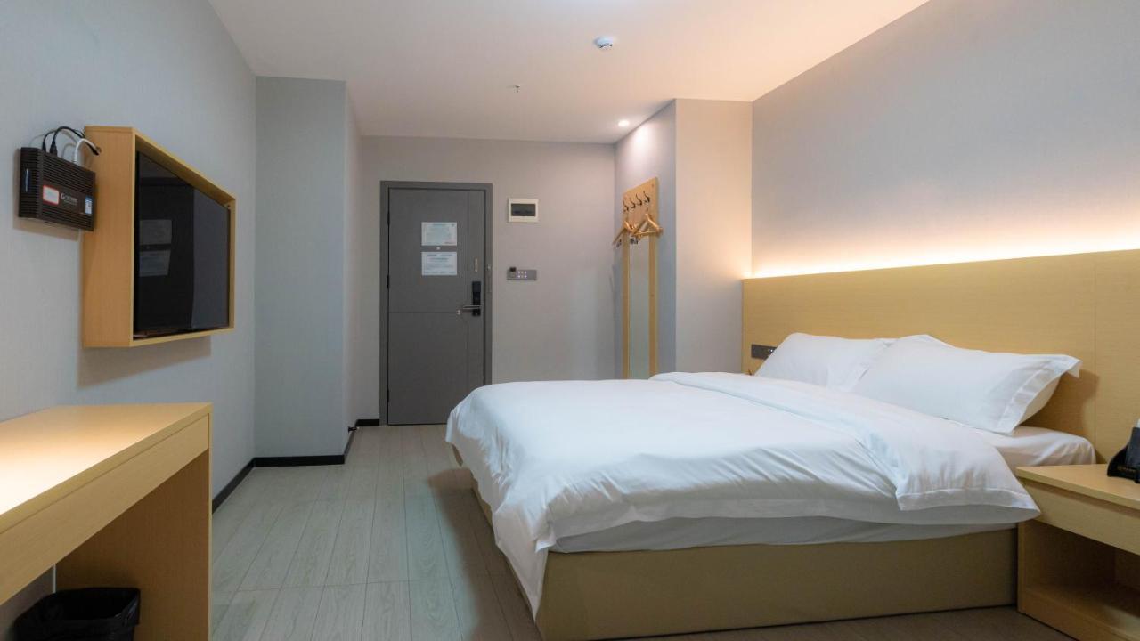 Li Hao Tai Hotel Гуанчжоу Екстер'єр фото